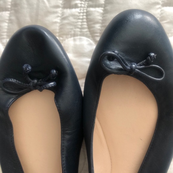 NEW NO BOX. L.K. BENNETT LONDON BALLERINA FLATS - Picture 2 of 7